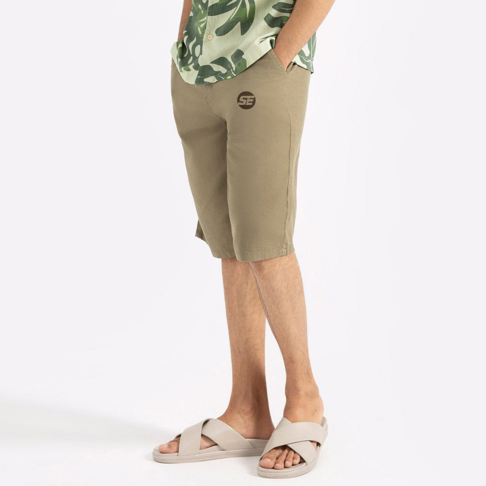 Lightweight and Cool Men’s Shorts